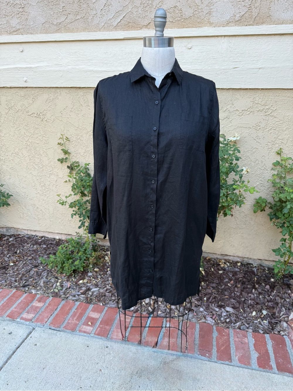 Saks Fifth Avenue Black Linen Button-Front oversized Tunic Top